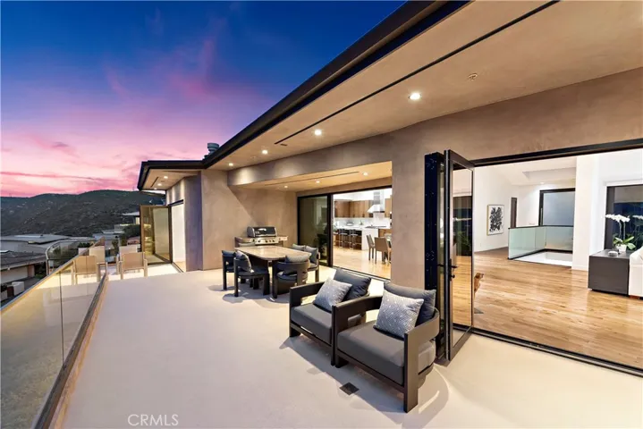 1284 Anacapa Way, Laguna Beach, California 92651