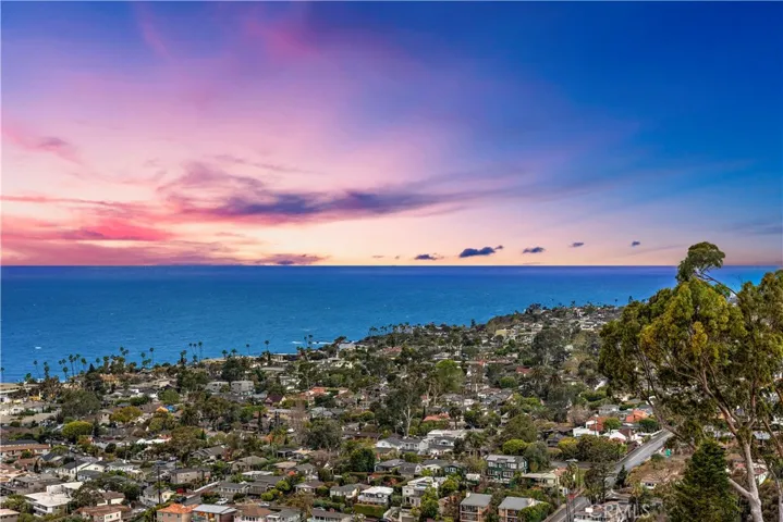 1284 Anacapa Way, Laguna Beach, California 92651