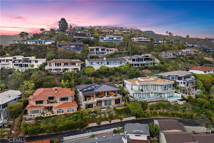 1284 Anacapa Way, Laguna Beach, California 92651