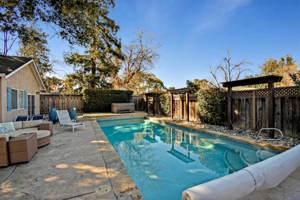 433 Daniel Way, California home-pic-38