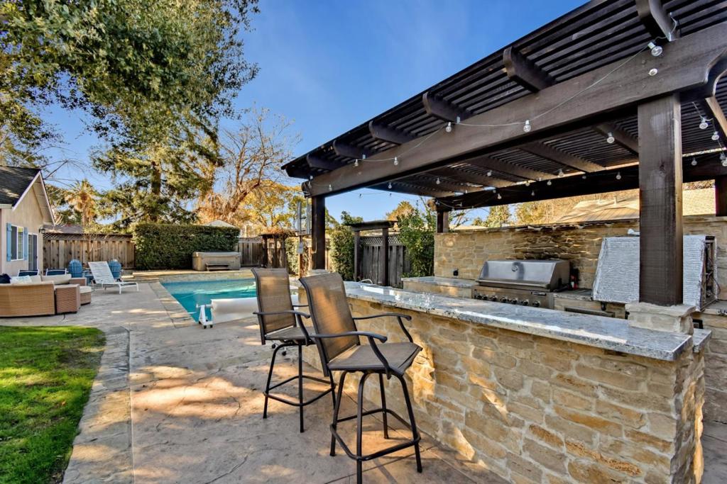 433 Daniel Way, California home-pic-30