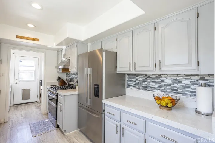 4653 Hackett Avenue, Lakewood, California 90713
