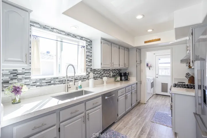 4653 Hackett Avenue, Lakewood, California 90713