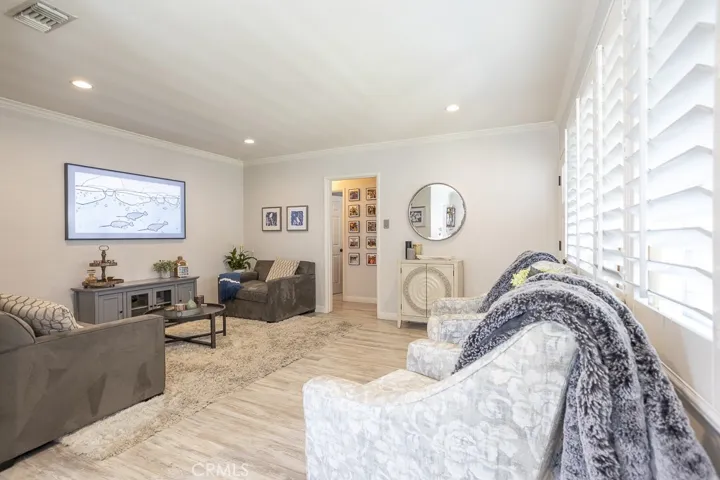 4653 Hackett Avenue, Lakewood, California 90713
