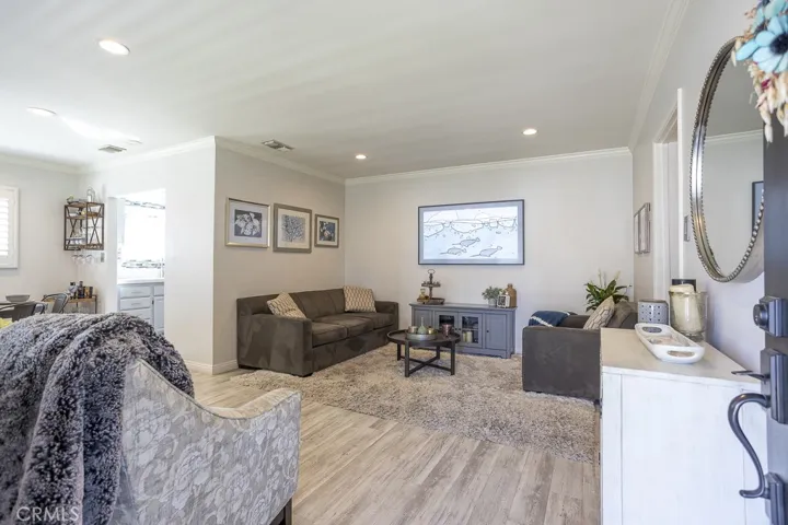 4653 Hackett Avenue, Lakewood, California 90713