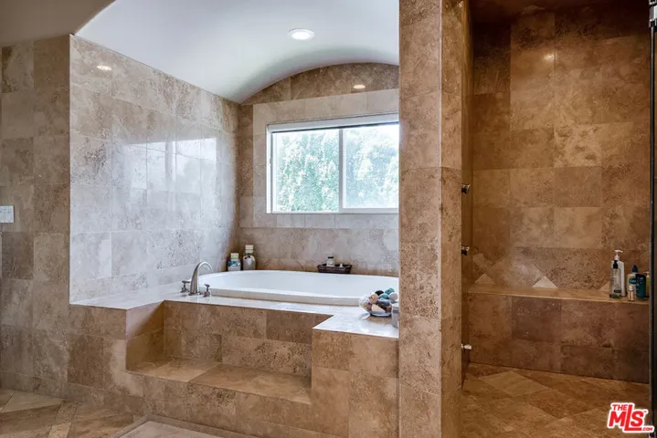 16226 Dickens Street, Encino, California 91436