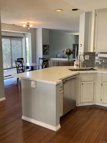 4337 Nobel Drive 101, San Diego, California 92122