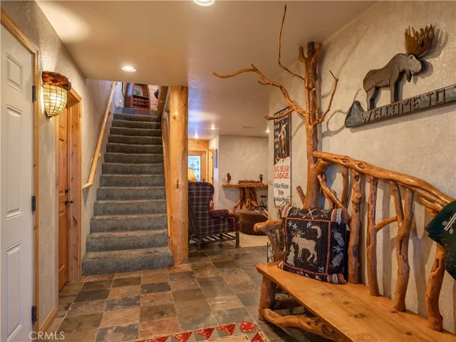 383 Springhill Place, Big Bear, California 92315
