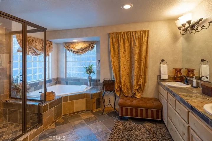 383 Springhill Place, Big Bear, California 92315