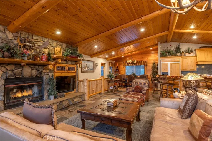 383 Springhill Place, Big Bear, California 92315