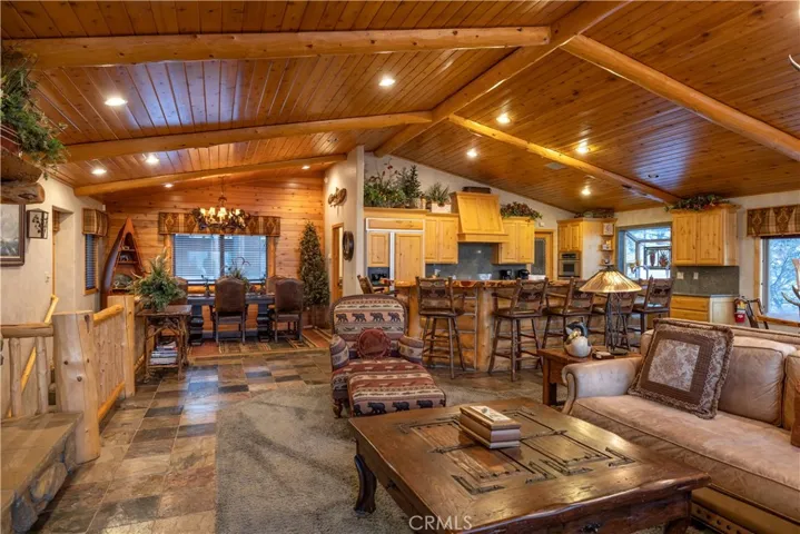 383 Springhill Place, Big Bear, California 92315