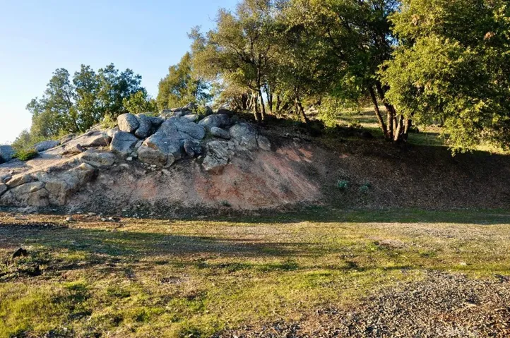 5801 Illilouette Falls Street, Mariposa, California 95338