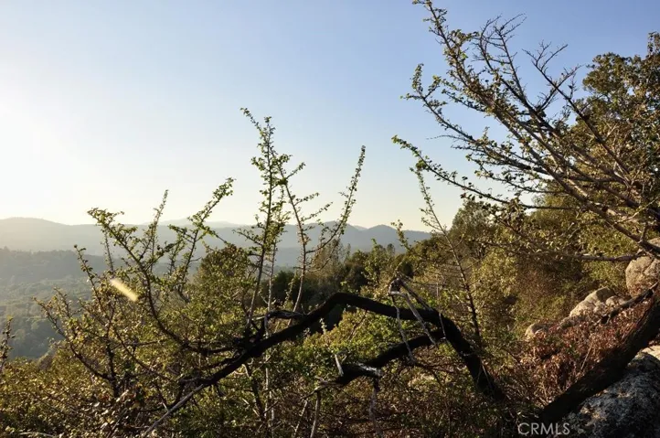 5801 Illilouette Falls Street, Mariposa, California 95338