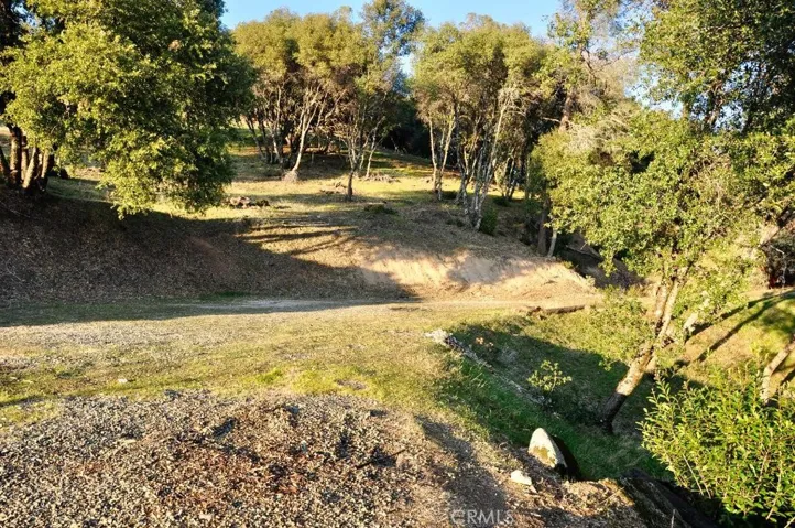 5801 Illilouette Falls Street, Mariposa, California 95338