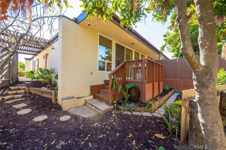 1186 Oceanaire Drive, San Luis Obispo, California 93405