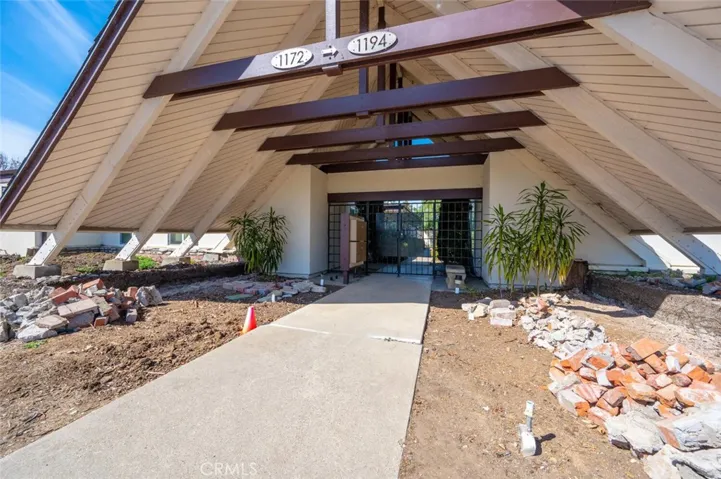 1186 Oceanaire Drive, San Luis Obispo, California 93405