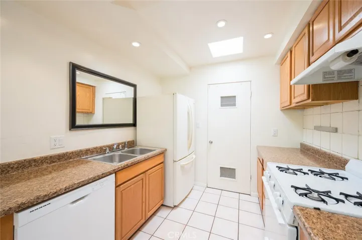 1186 Oceanaire Drive, San Luis Obispo, California 93405