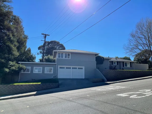 705 W Hillsdale Boulevard, San Mateo, California 94403