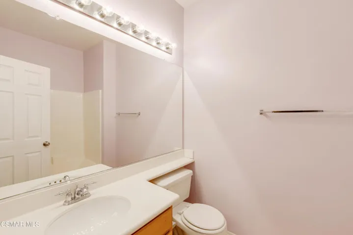 Upstairs Hall Bathroom