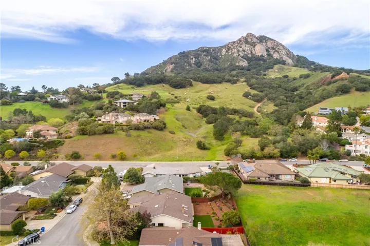 238 Patricia Court, San Luis Obispo, California 93405