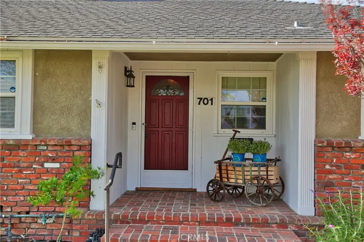 701 Stanford Road, Burbank, California 91504
