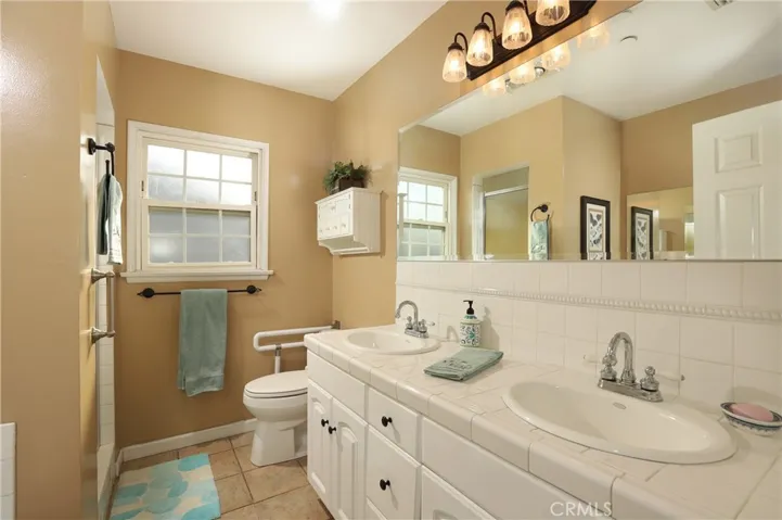 Main Bath - First Floor