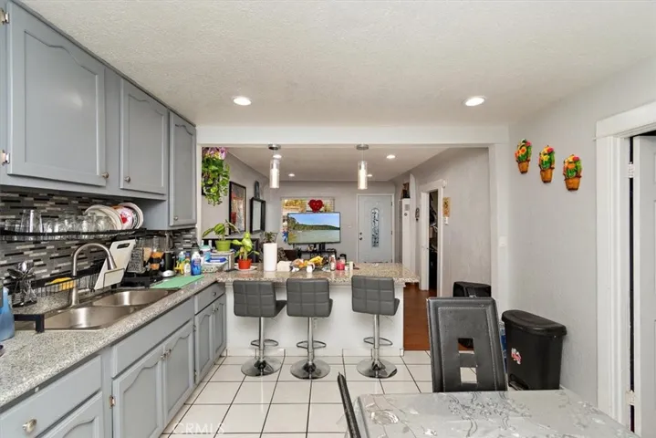 531 W 88th Place, Los Angeles, California 90044