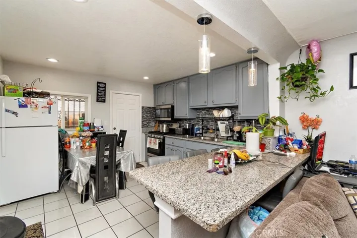531 W 88th Place, Los Angeles, California 90044