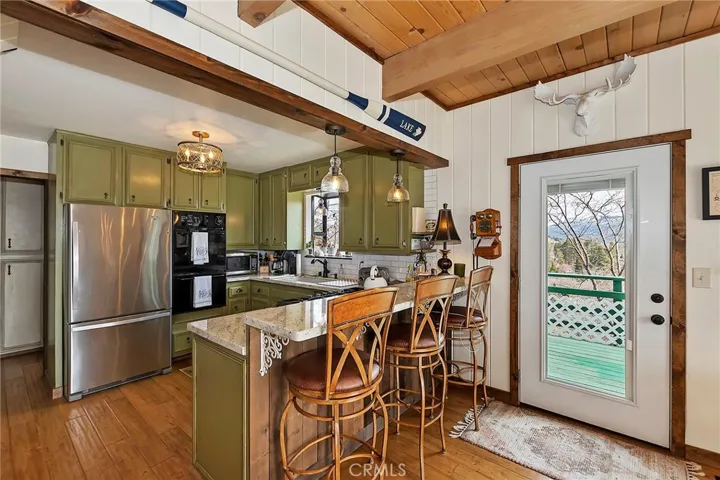 821 Talisman Lane, Lake Arrowhead, California 92352