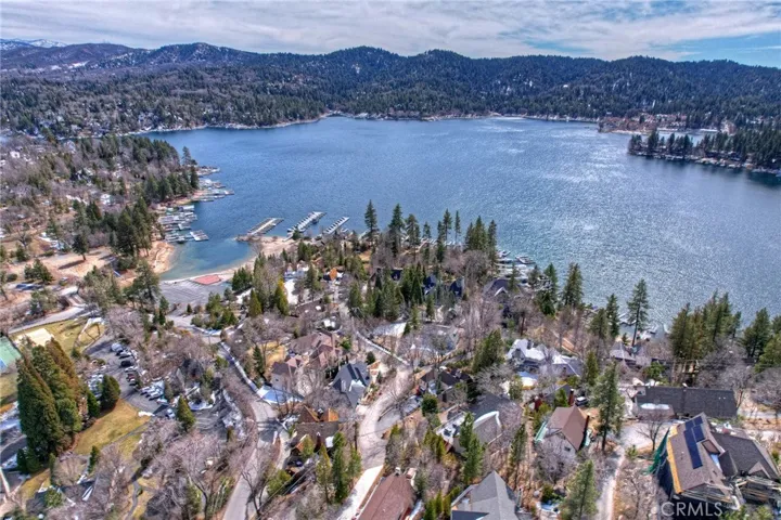 821 Talisman Lane, Lake Arrowhead, California 92352