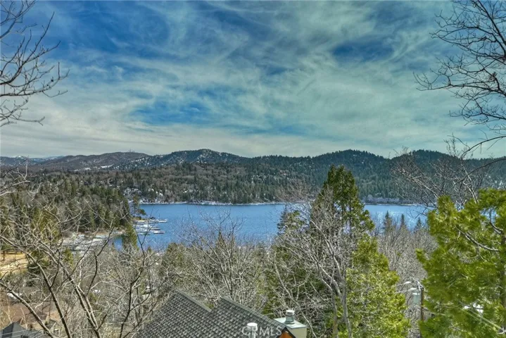 821 Talisman Lane, Lake Arrowhead, California 92352