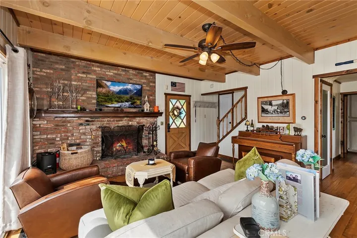 821 Talisman Lane, Lake Arrowhead, California 92352