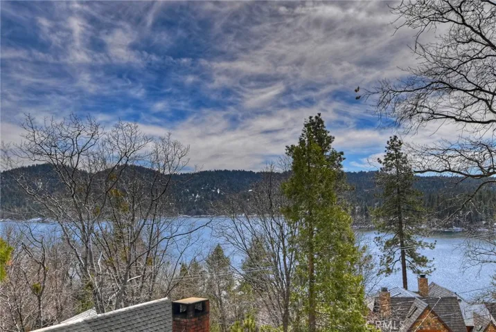 821 Talisman Lane, Lake Arrowhead, California 92352