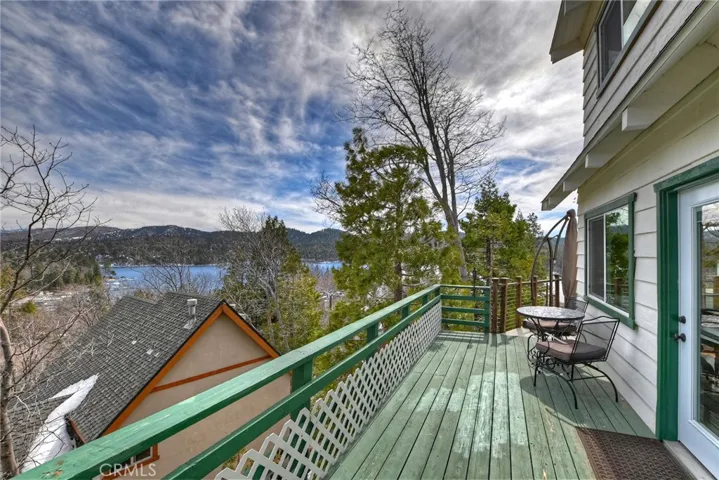821 Talisman Lane, Lake Arrowhead, California 92352