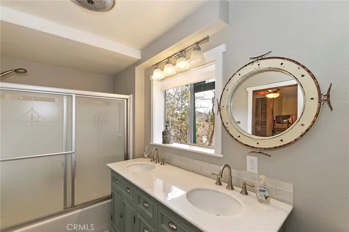 821 Talisman Lane, Lake Arrowhead, California 92352