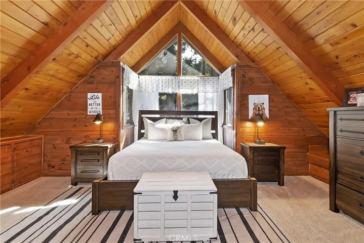 349 Castle Gate Road, Lake Arrowhead, California 92352