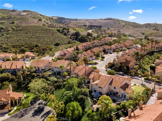 6021 E Hackamore Lane, Anaheim Hills, California 92807