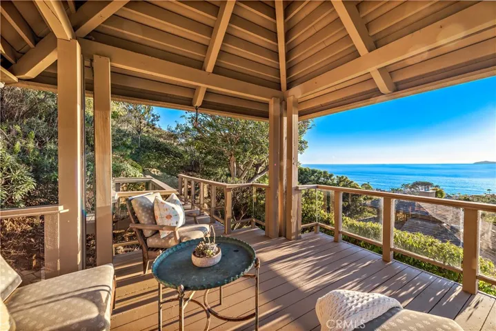 Gazebo with Catalina + Ocean Views