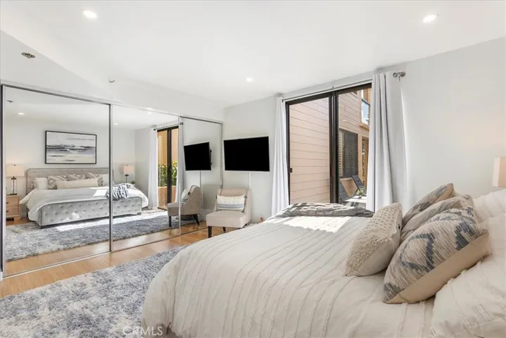 130 The Village 106, Redondo Beach, California 90277