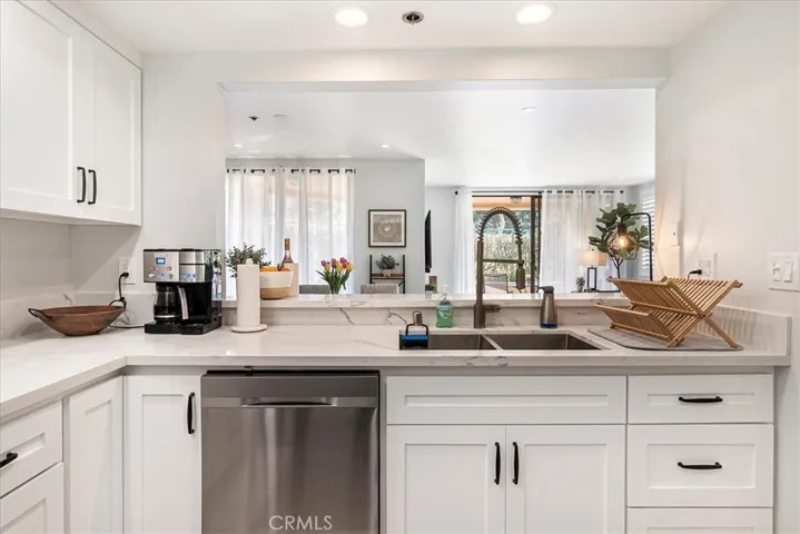 130 The Village 106, Redondo Beach, California 90277