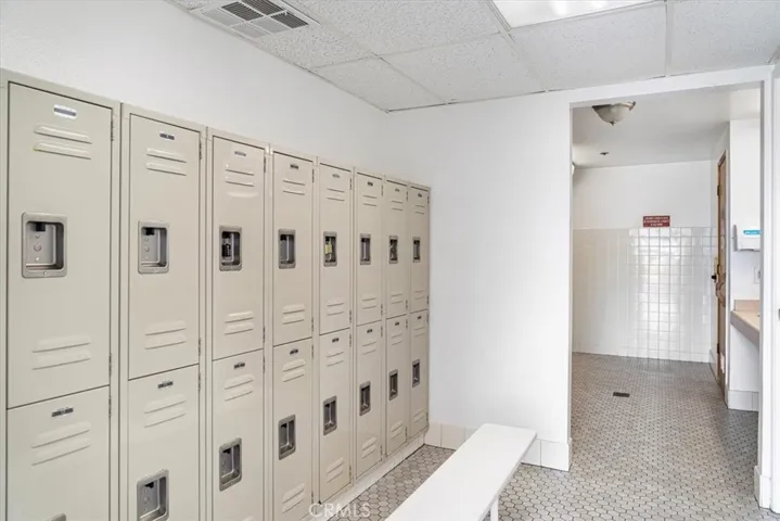 Men's and Women's Locker rooms