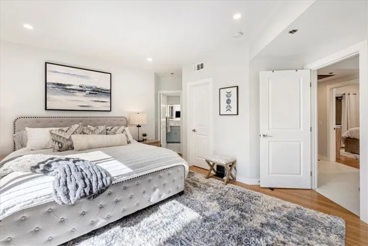 130 The Village 106, Redondo Beach, California 90277