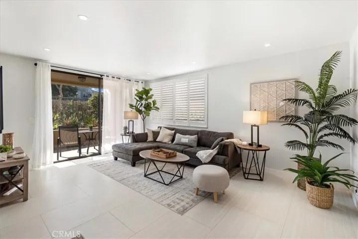 130 The Village 106, Redondo Beach, California 90277
