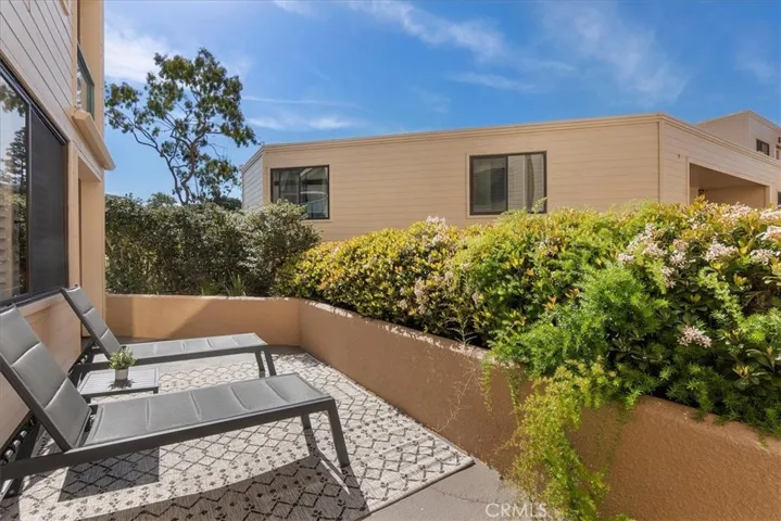 130 The Village 106, Redondo Beach, California 90277