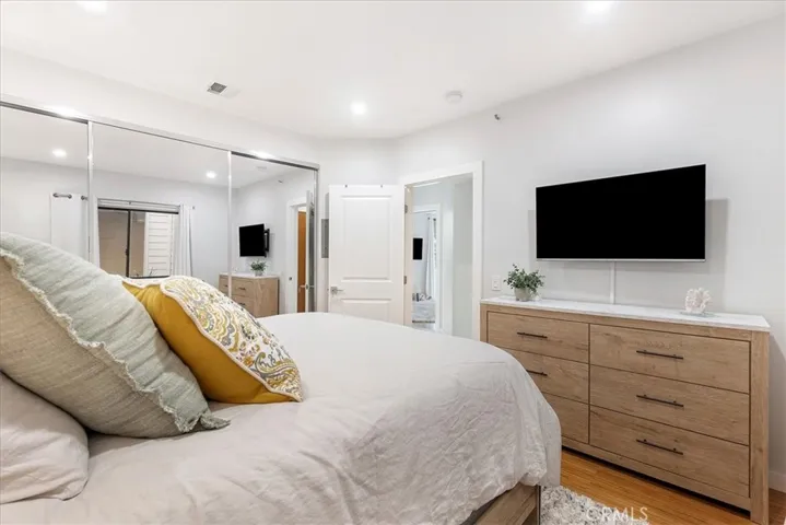 130 The Village 106, Redondo Beach, California 90277