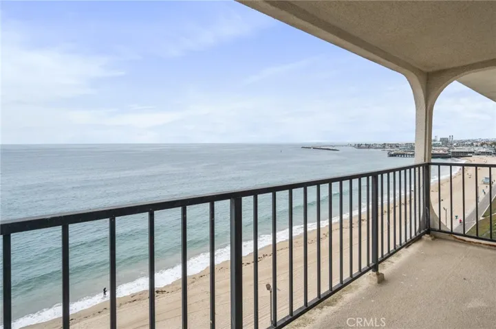 565 Esplanade 316, Redondo Beach, California 90277
