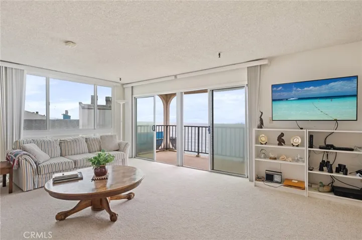 565 Esplanade 316, Redondo Beach, California 90277