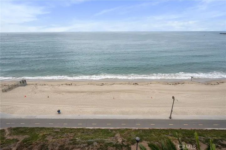565 Esplanade 316, Redondo Beach, California 90277