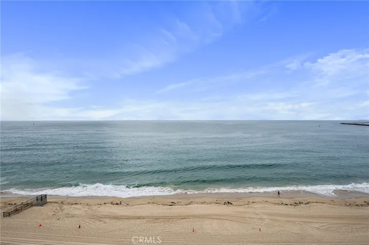 565 Esplanade 316, Redondo Beach, California 90277