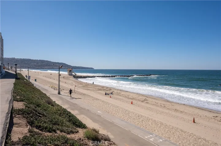565 Esplanade 316, Redondo Beach, California 90277